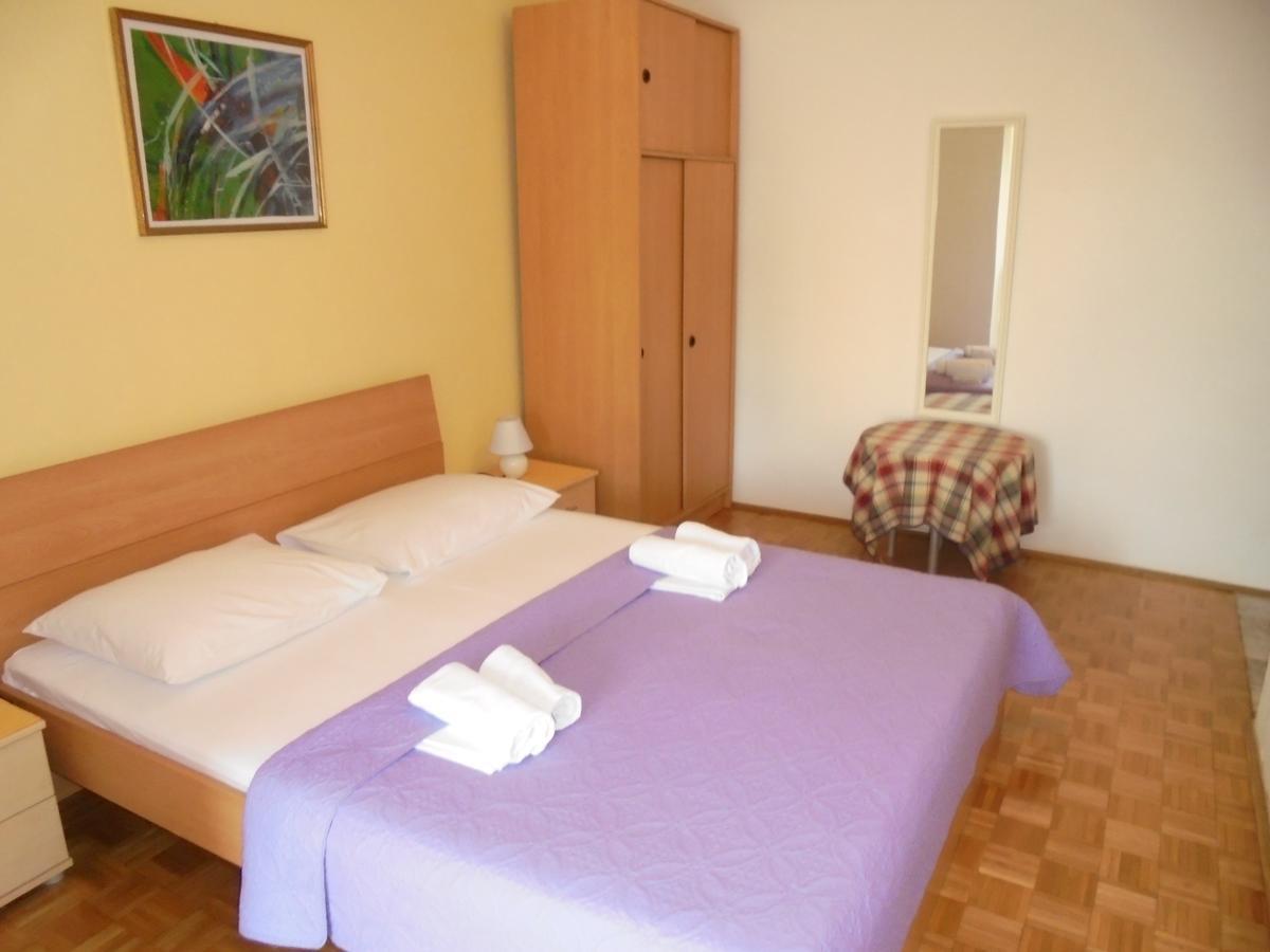 Apartments Kovacic Makarska Bilik gambar